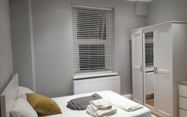 Lovely 1 bedroom flat High Barnet 3 mins away