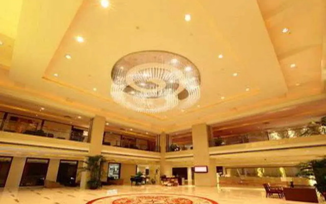 Nanjing New Century Hotel