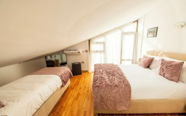 poseidon kınalıada pansiyon