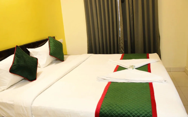 Hotel Crystal Suites