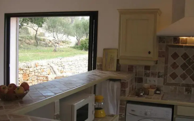 Charmante Petite Maison