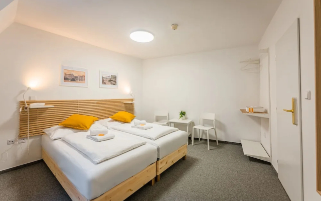 Hotel Ostaš