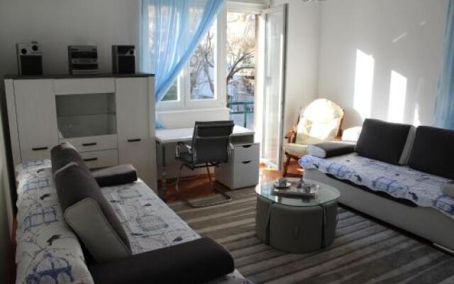 Cozy Apartment Mihaela