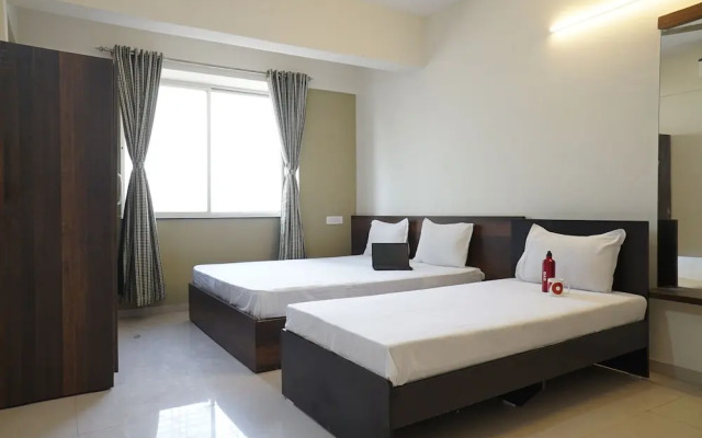 OYO 28029 Living Luxurious Studio Rooms