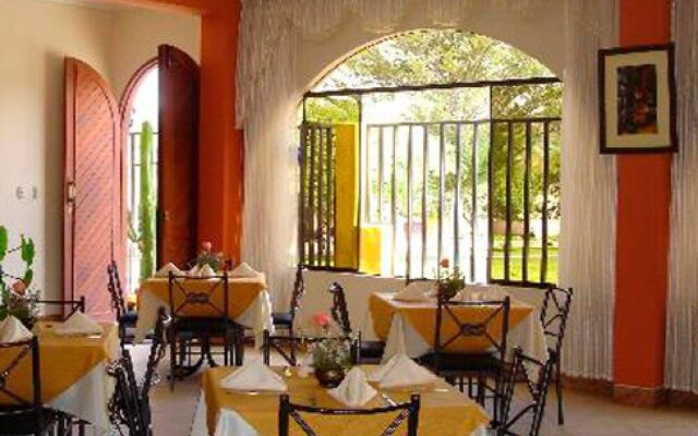 Hotel Sierra Dorada