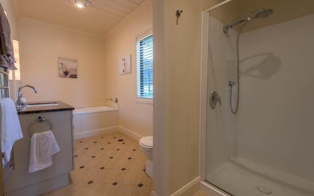 Flemington Lake View Bed  Breakfast