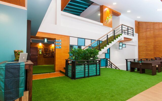 Aukotan Place Hotel