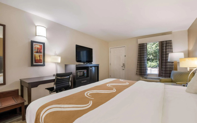 Quality Inn Decherd / Winchester