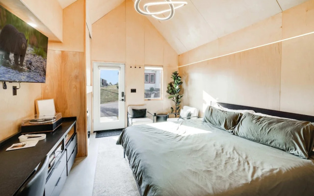 Bunkies-the Commissioner