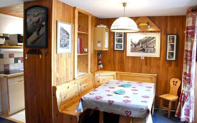 Apartment With one Bedroom in Val-d'isère, With Wonderful Mountain Vie