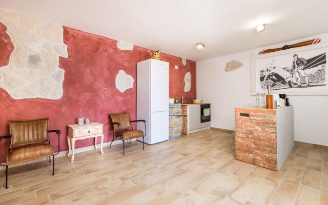Amazing Home in Novalja With 5 Bedrooms and Wifi