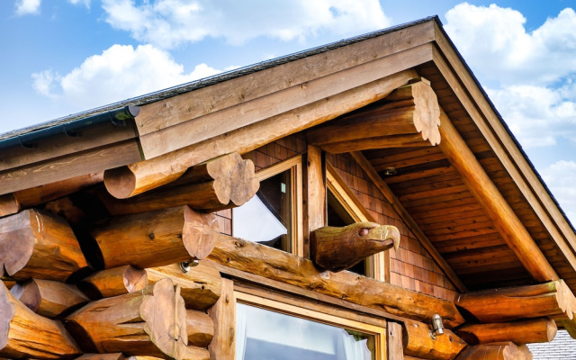 The Vu Log Cabins