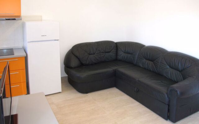 Andjelka (TGR147) 25384