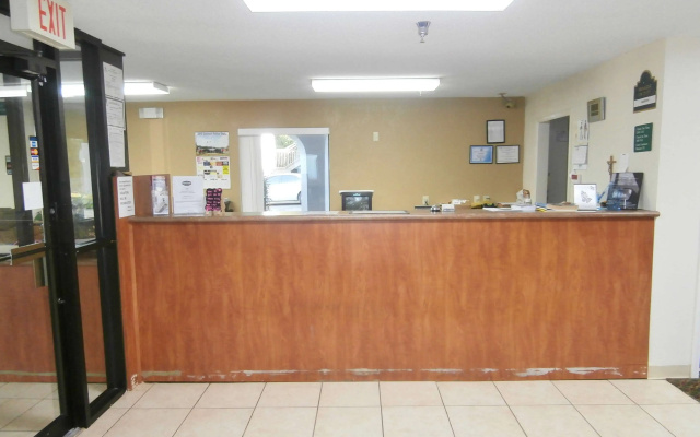 Country Hearth Inn and Suites Dawson