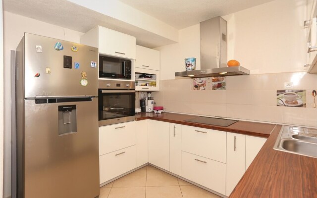 Awesome Home in Solin with Hot Tub, WiFi & 2 Bedrooms