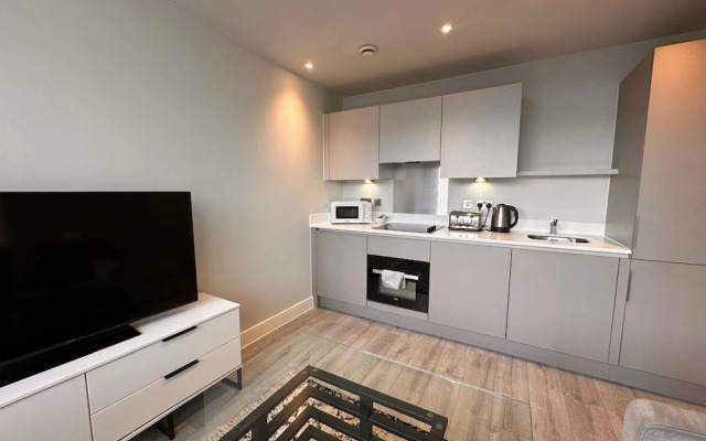 Cozy Studio in Bracknell With Free Parking