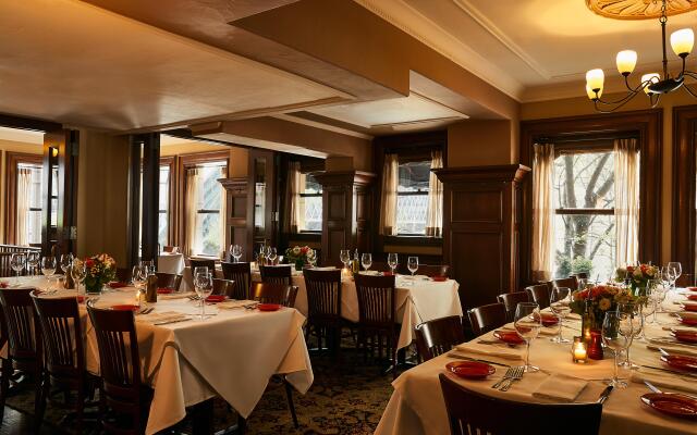Kimpton Hotel Vintage Seattle by IHG