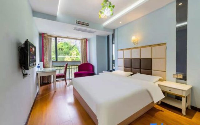 Hechuan Milan Fashion Hotel