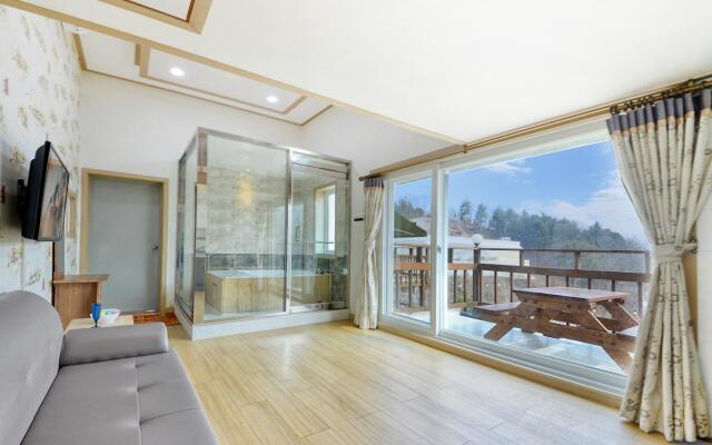 Gapyeong Art Pension