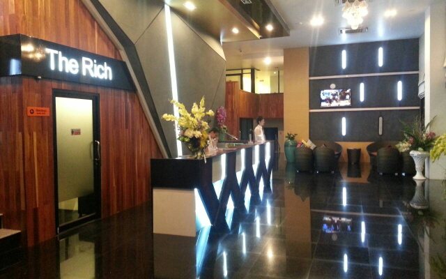 The Rich Hotel Ubonrachatani