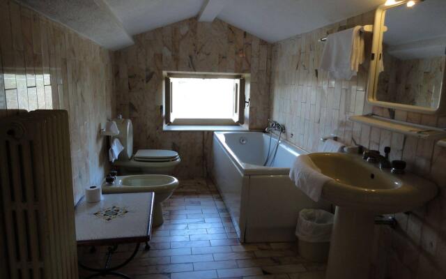 3 Esse Country House
