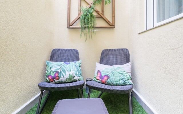 Lovely & Quiet City Center Apartment