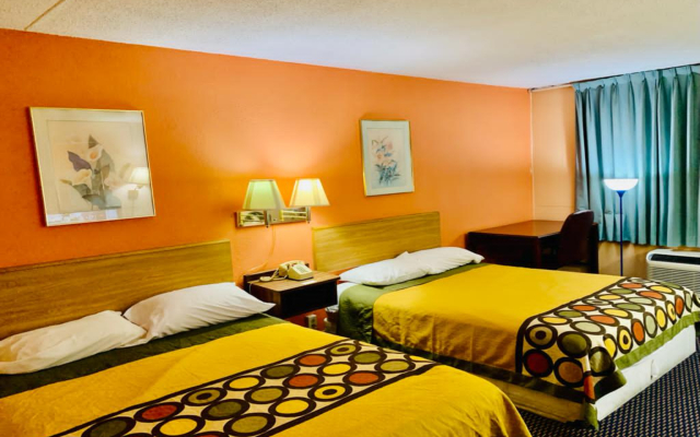 Red Carpet Inn & Suites Lima