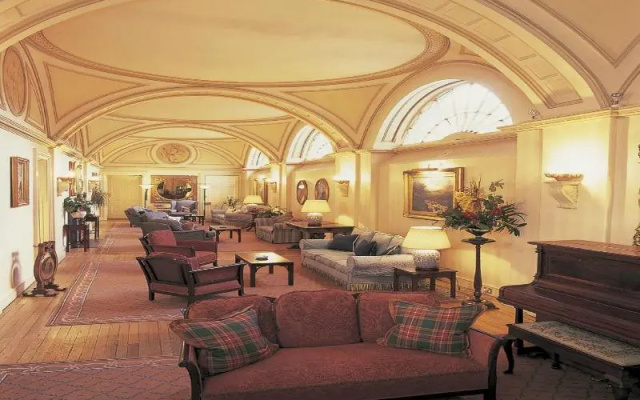 Balbirnie House