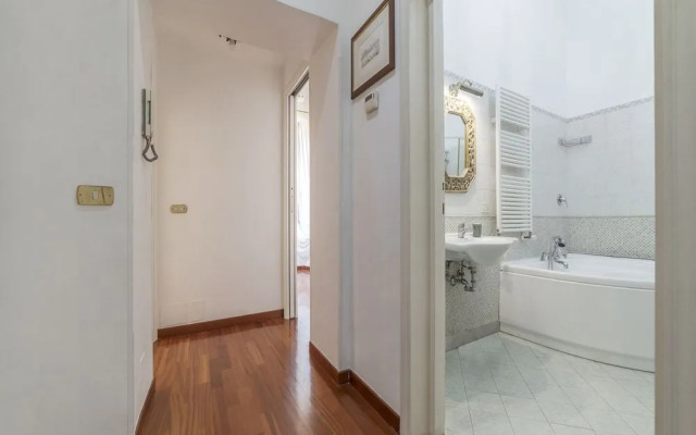 Piazza del Popolo Elegant Apartment