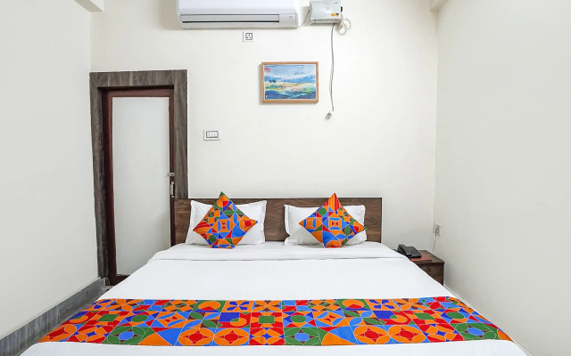 Fabhotel New Shanti