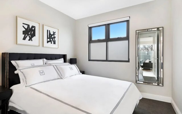Manhattan Apartments - Caulfield North