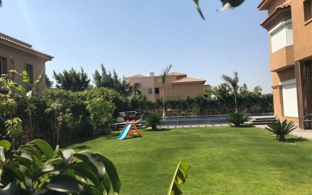 standalone villa New Giza with pool