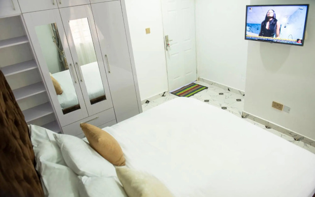 Luxury 3 Bedrooms Apart-24Hrs Elect/WIFI/Security