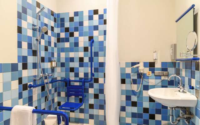 Hotel Bleibtreu Berlin by Golden Tulip