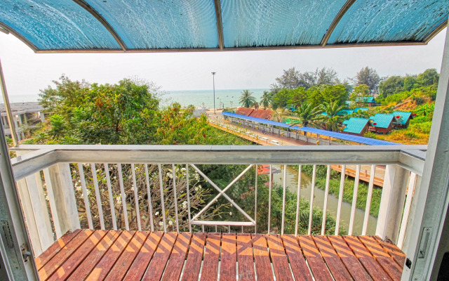 Cliff & Beach Villas