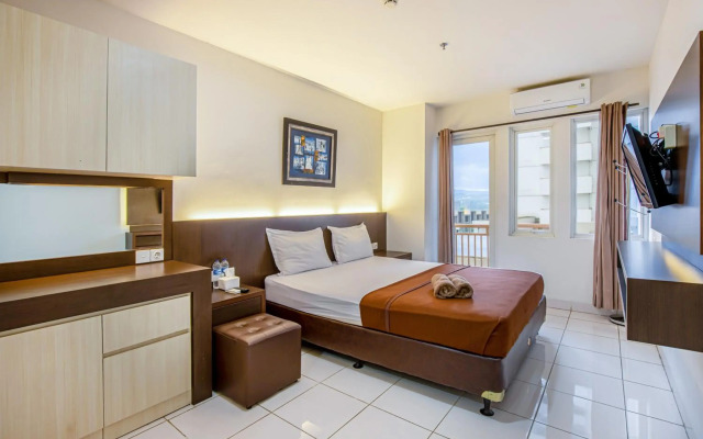 Skyland Sentul Tower Apartment