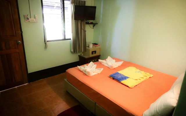 Poohbar Resort & Lotusdive