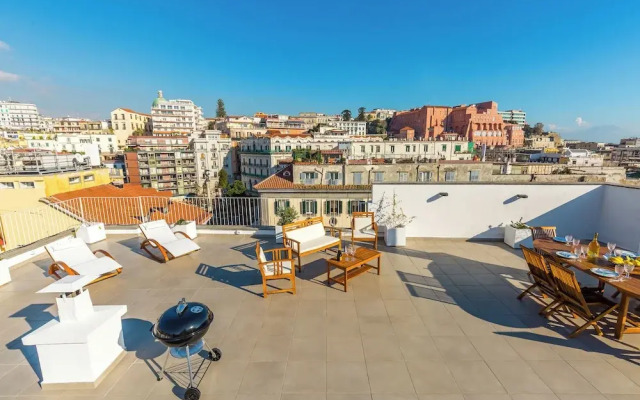 Poerio Rooftop Luxury Apartment