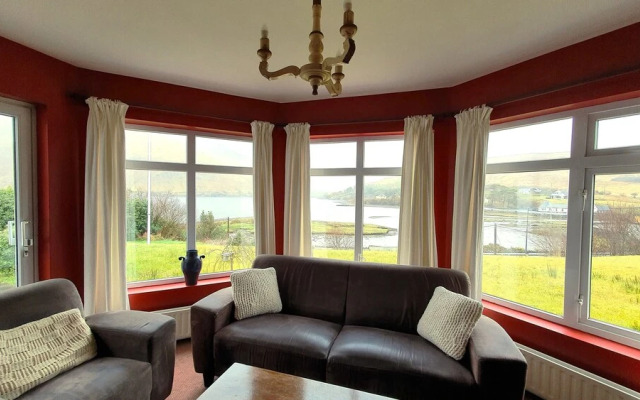 Portfinn Lodge