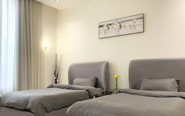 Kease D12 Al Qirwan Apartment