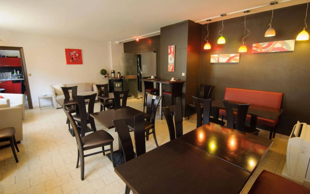 The Originals City, Hôtel Dau Ly