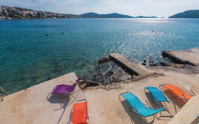 Awesome Home in Kalebova Luka With Wifi and 6 Bedrooms