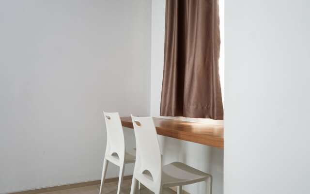 2BR Luxury Citra Lake Suites Apartment