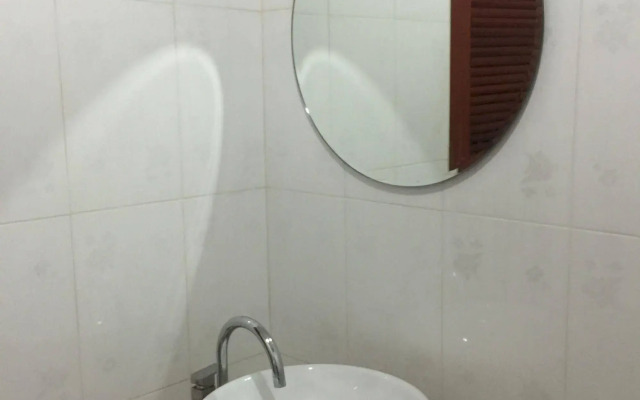 Pra-Ae Lanta Apartment