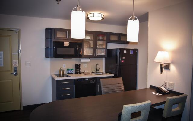 Candlewood Suites Columbus-Northeast by IHG