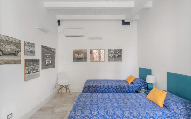 Valverde Art Space Loft by DomuSicily
