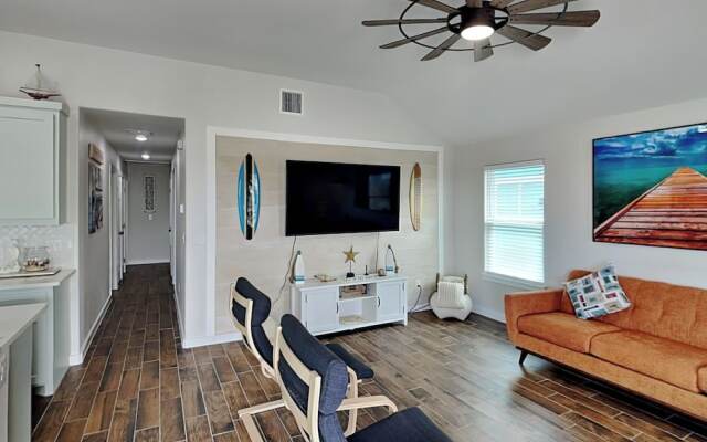 Red115 - Living the Beach Life