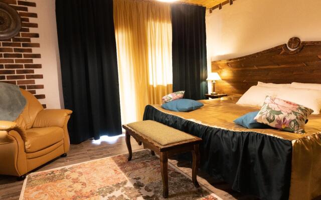 Усадьба Хотило