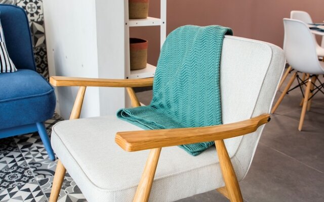 NIU Modern & Centric Lofts