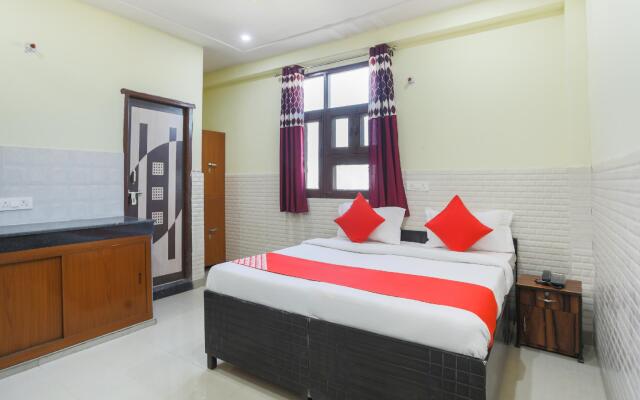 OYO 70900 Dream Valley